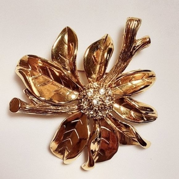 Monet Jewelry - MONET Vtg Gold Tone Flowers Branch Rhinestones Statement Brooch‎ Sculptural